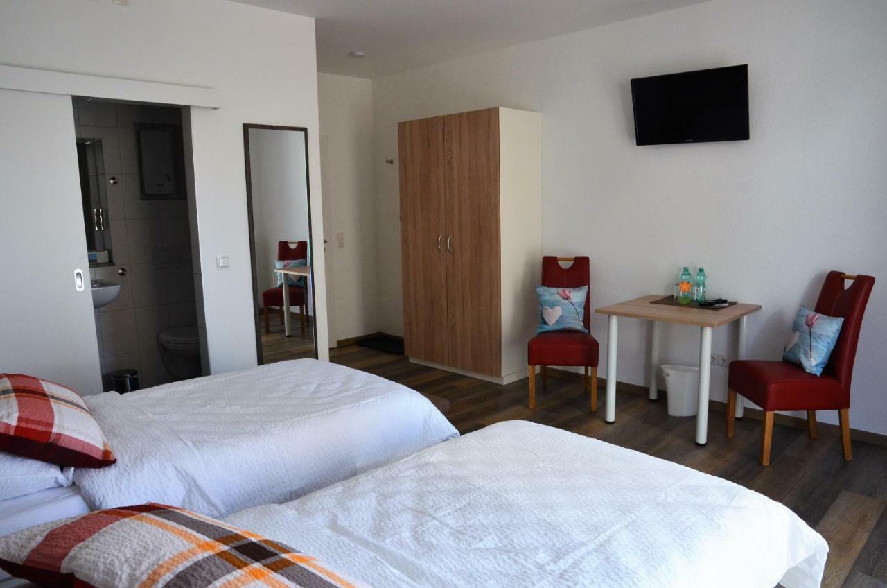 Gaestehaus Am Hochsimmer Ettringen  Екстериор снимка