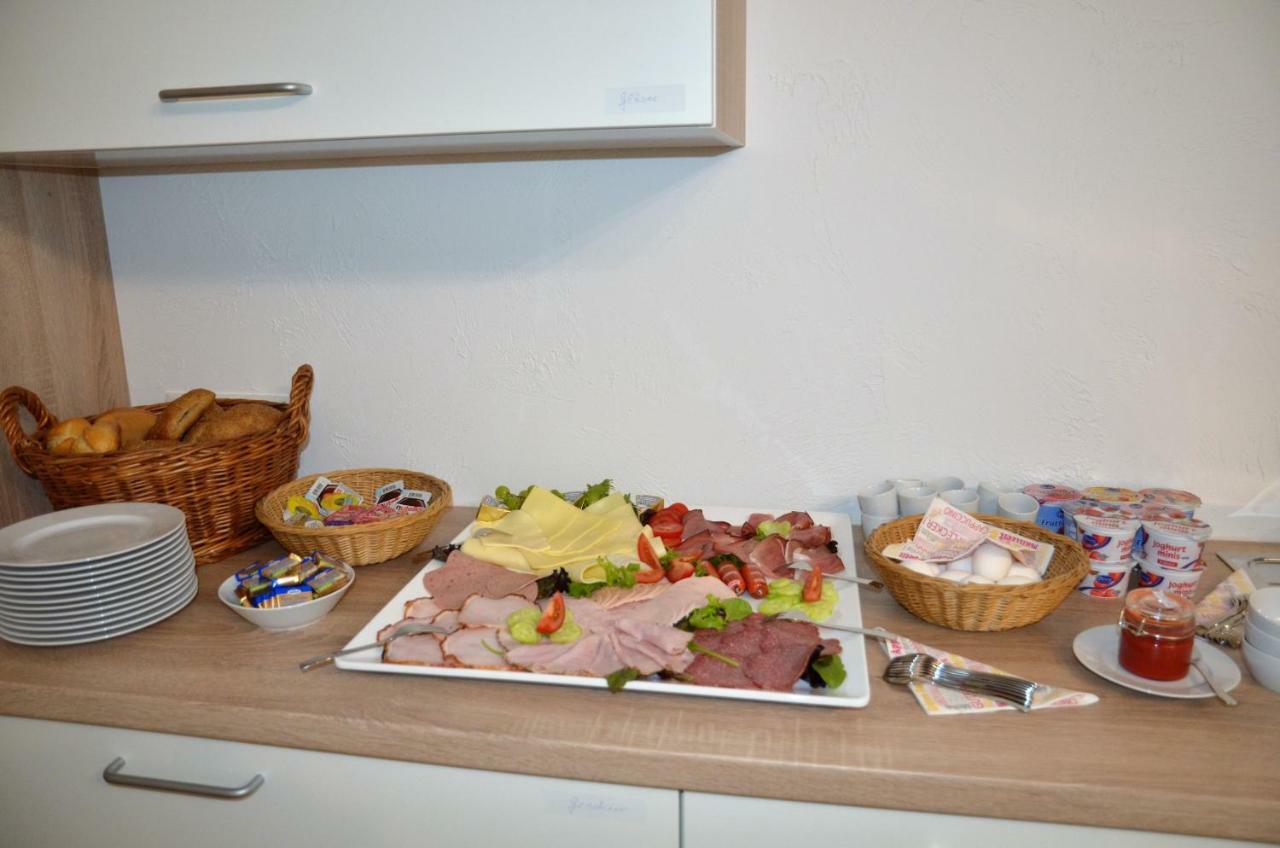Gaestehaus Am Hochsimmer Ettringen  Екстериор снимка