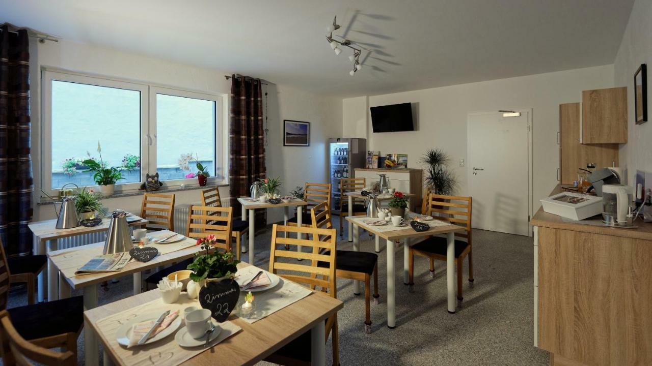 Gaestehaus Am Hochsimmer Ettringen  Екстериор снимка